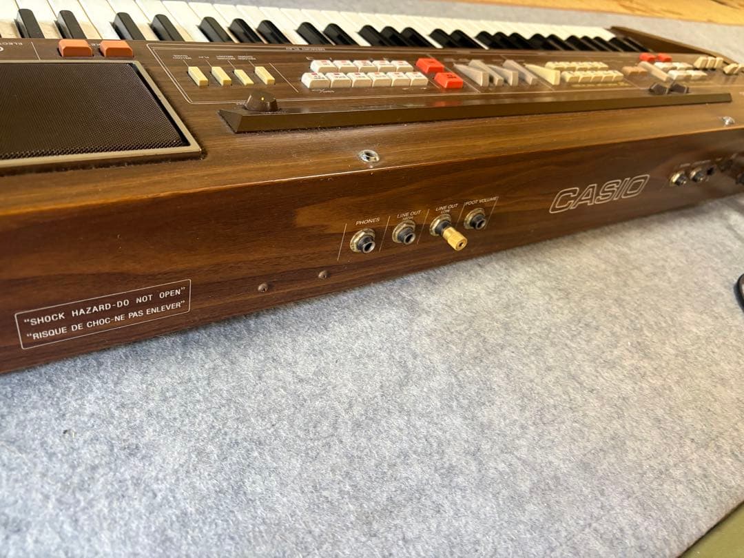 CASIOTONE CT-701　電子ピアノ 61鍵