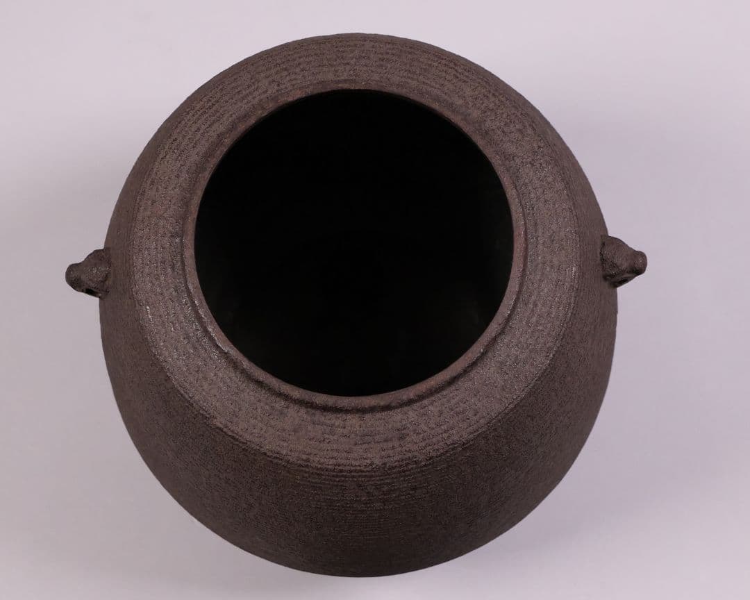 茶道具 門脇喜平 糸目紋 尻張釜 共箱 風炉釜 吊釜 鉄釜【MA528】