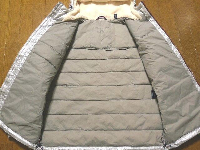 【大きい】XL XXL日本サイズ位トミーヒルフィガーUSA限定ダウンジャケット