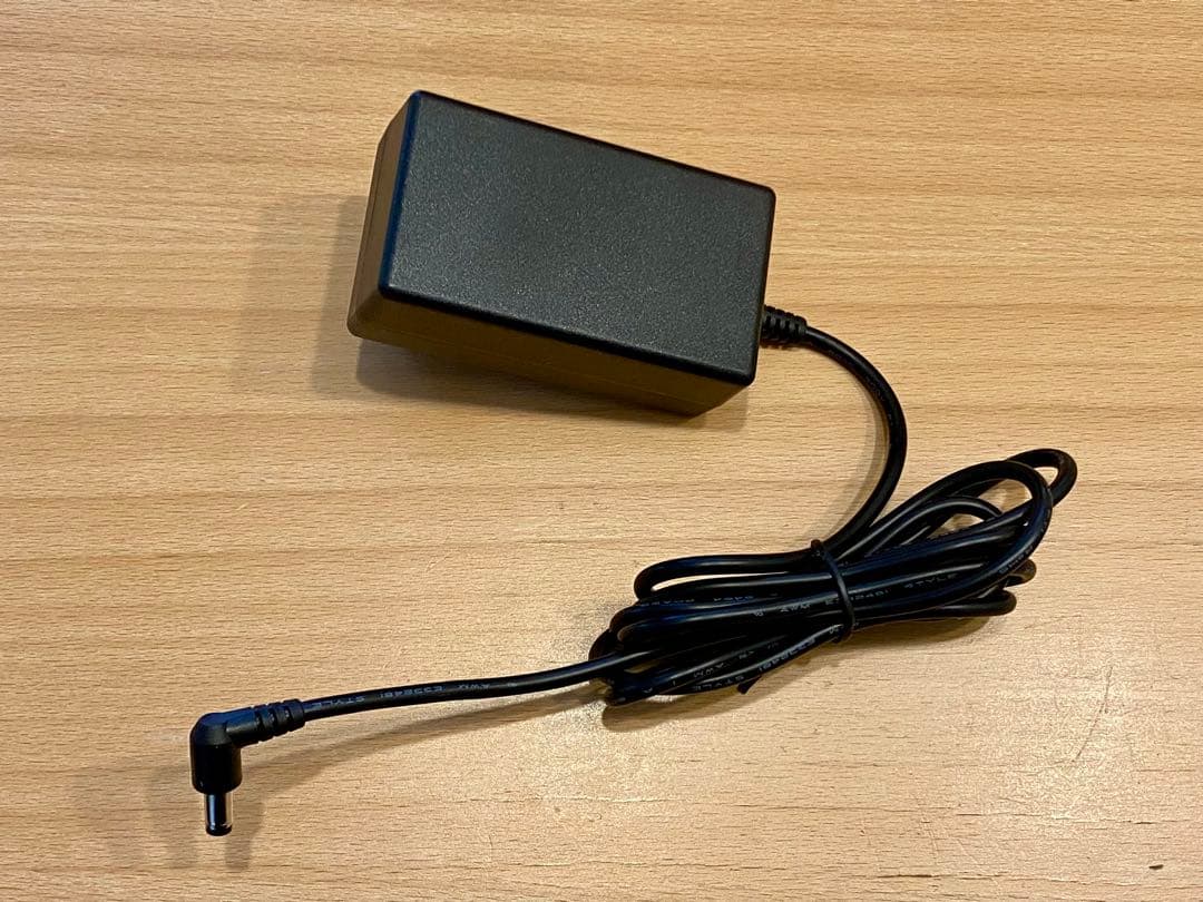 LILT ISP12 中古美品 パワーサプライ