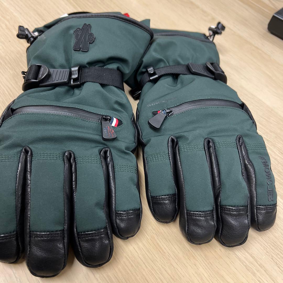 Moncler グローブ　帽子 手袋