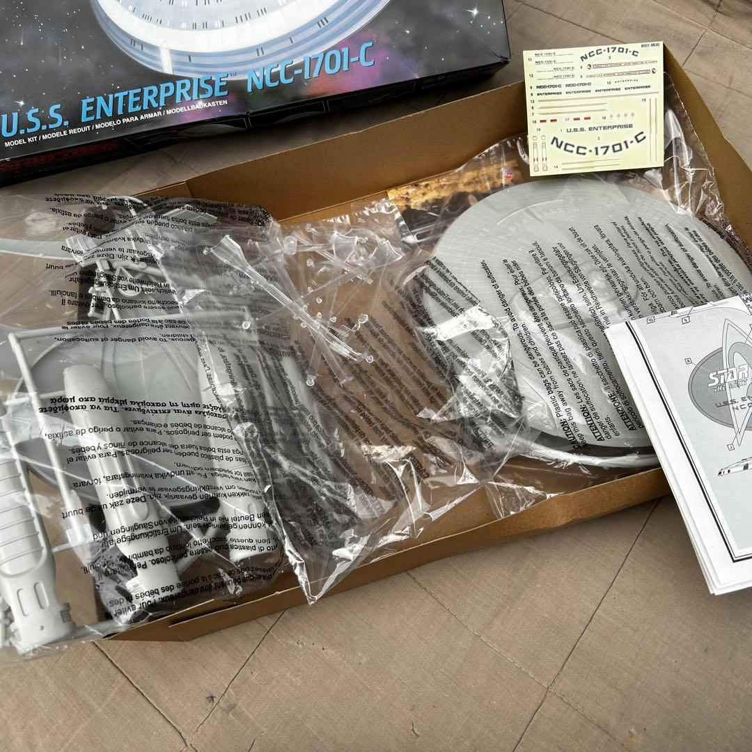 AMT U.S.S. エンタープライズ NCC-1701-C 1/1400キット