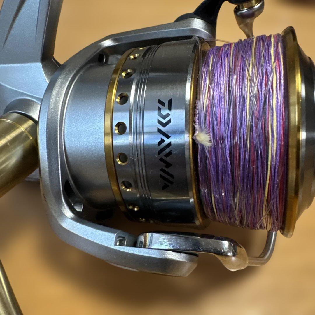 ダイワ　PHANTOM J 4500 リール