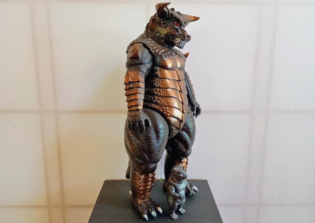 プルガサリ 伝説の大怪獣 ソフビフィギュア Tシャツ DVD 3点セット
