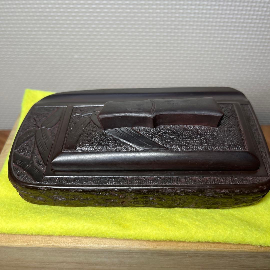⭕️赤間硯　新品美品　縄田宝泉　石蓋付き彫刻入硯　縄田製硯所　墨持ち良し