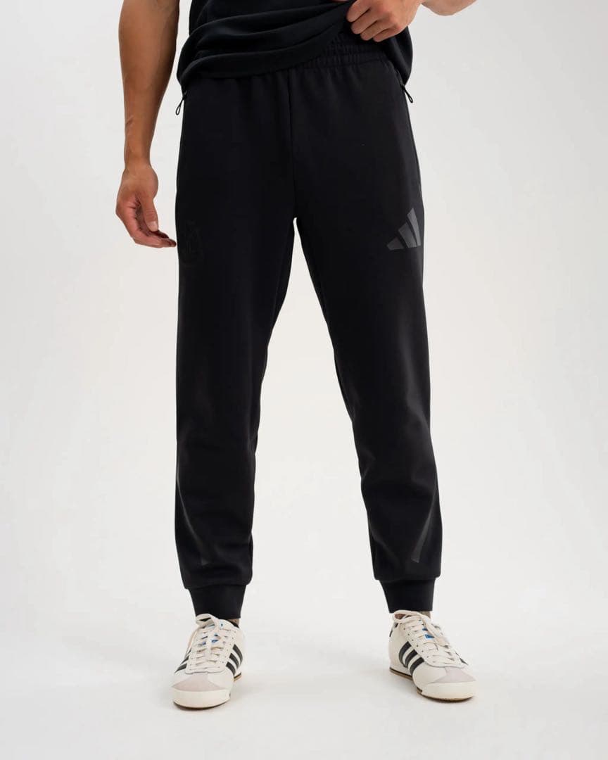 adidas ニューカッスル Z.N.E. 上下セット　未使用品