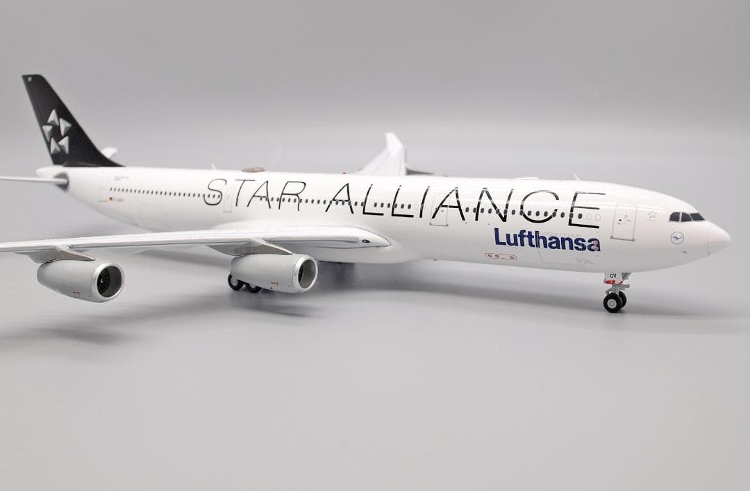 ルフトハンザ A340-300 D-AIGV 1/200