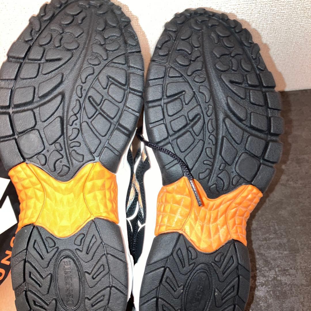 長嶋茂雄　DESCENTE スニーカー