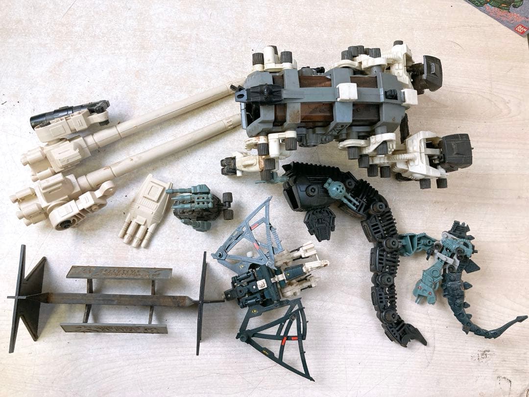 さ*♪様 昭和レトロプラモデル玩具まとめ●ガンダム メカ生体ゾイド 聖闘士星矢