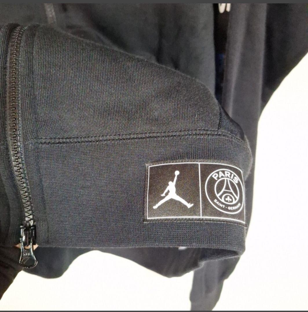 a*5様 激安！　新品　パリサンジェルマン　NIKE JORDAN　スウェット