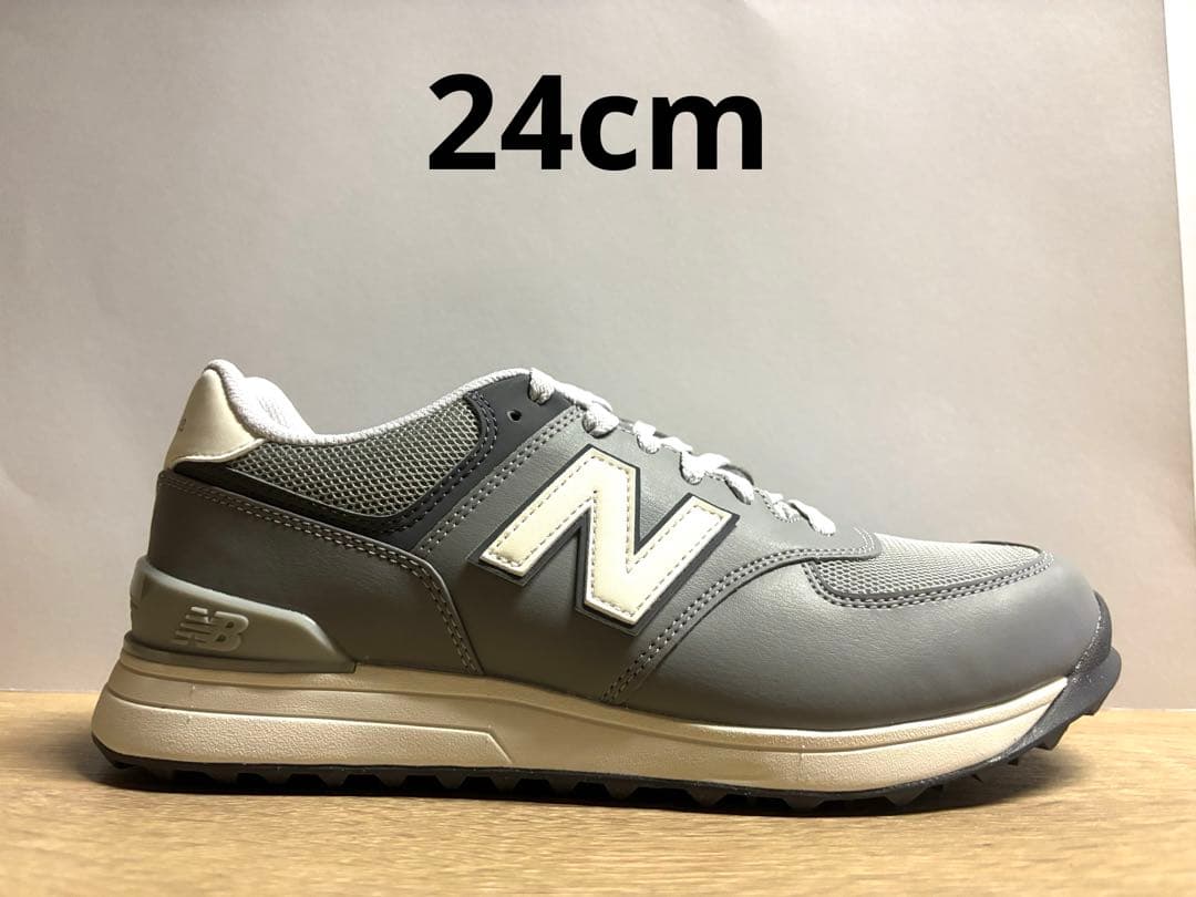 未使用 24cm 2E ニューバランス ゴルフシューズ UGS574C3 グレー