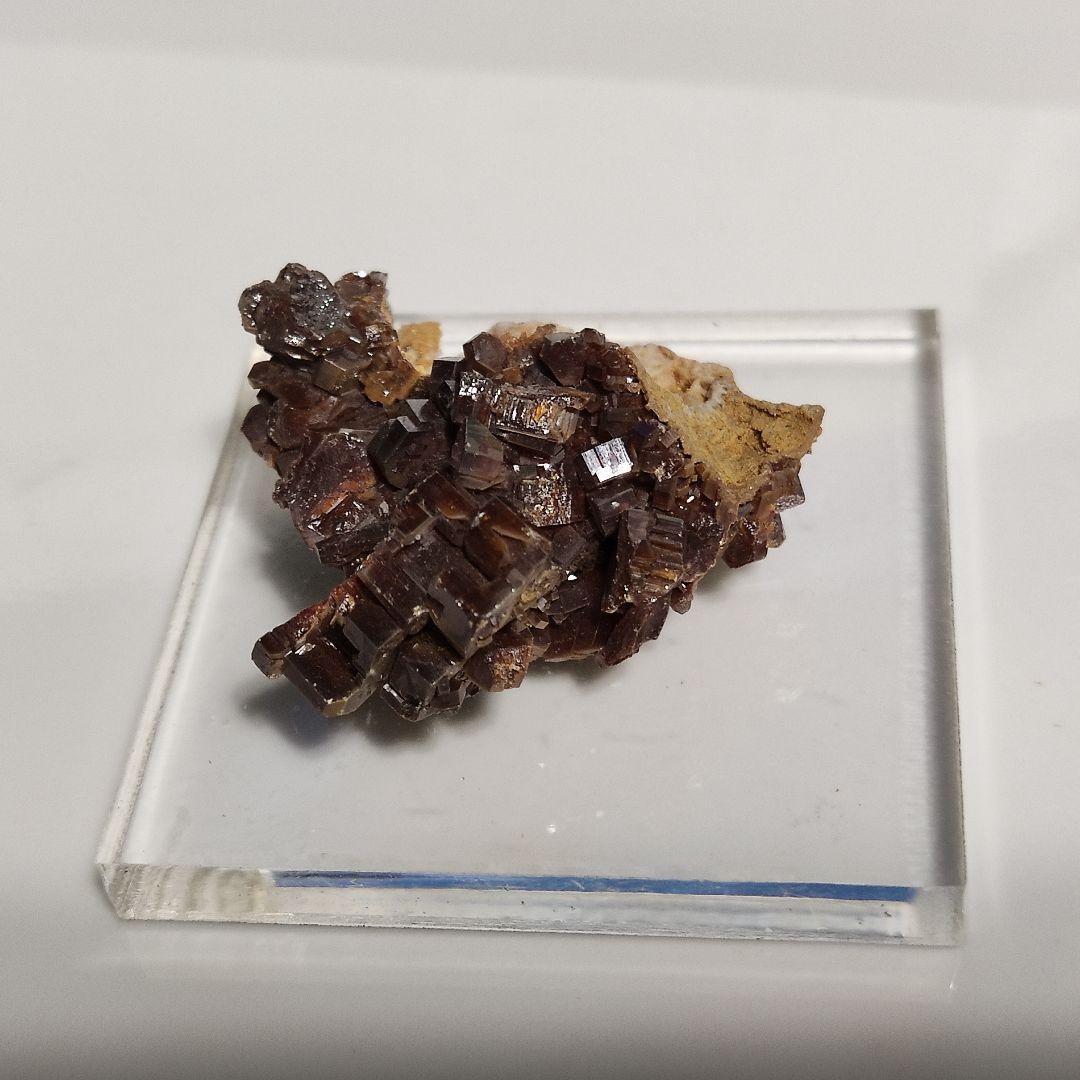 パワーストーン　天然石　原石　バナディナイト「バナジン鉛鉱」　30g　No965