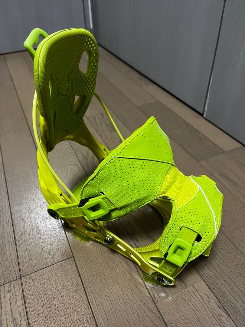 Flow NX2 スノーボードビンディング L イエロー