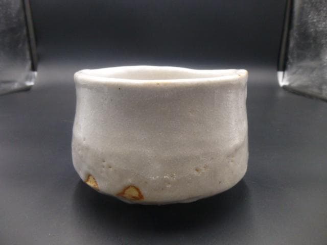 斗出庵（人間国宝 荒川豊蔵） 識箱　志野茶碗／銘「風声」／共箱・共布