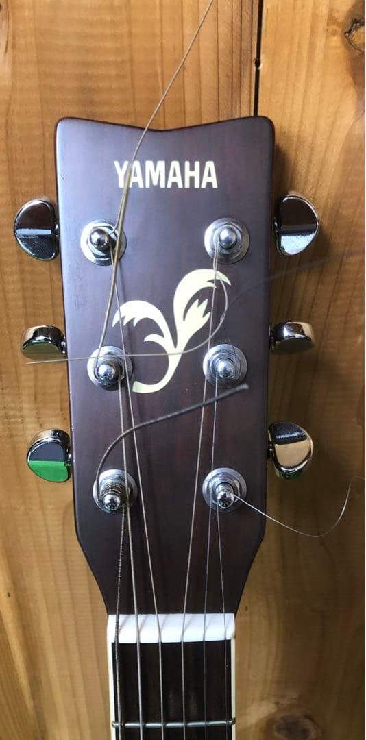 YAMAHA ヤマハ FS-325 アコースティックギター アコギ　ケース付き