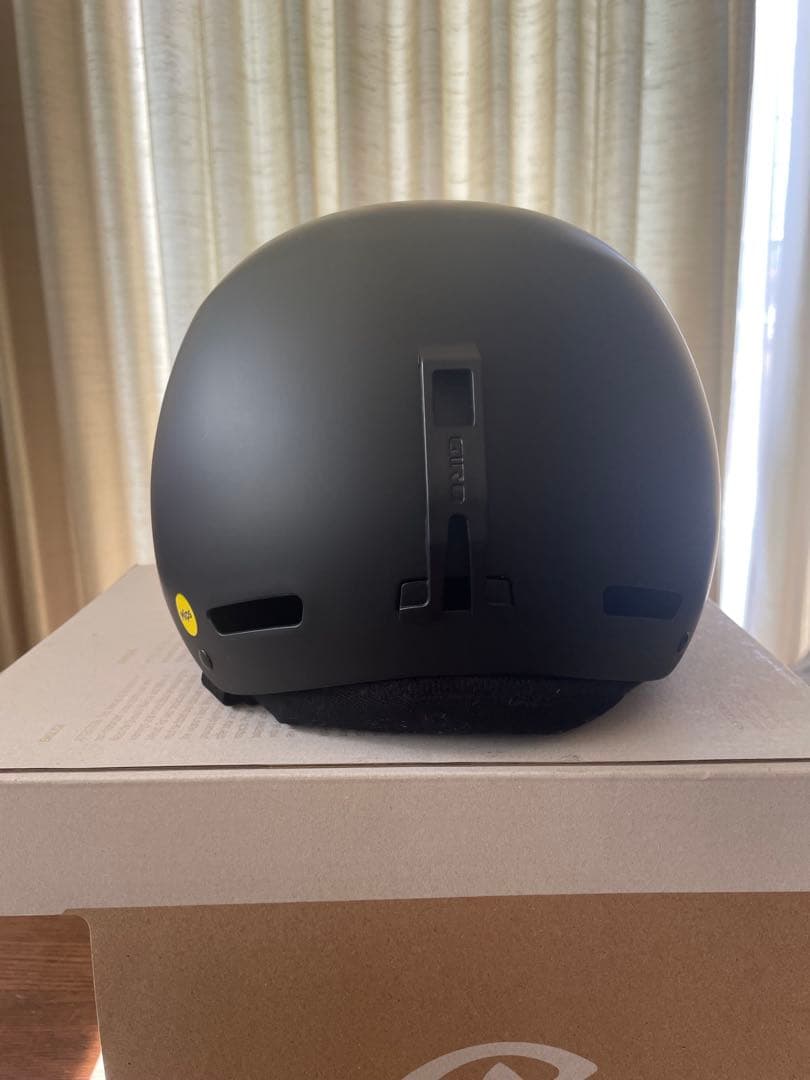 Giro スノーボードヘルメット マットブラック　未使用　XL