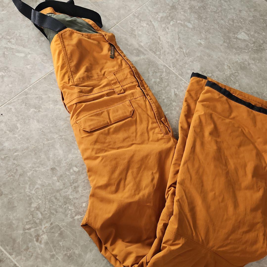 ■超美品■BURTON　スノーボードウェア　ジャケット・ビブパンツセットLサイズ