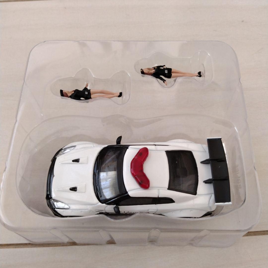 mini gt lbwk リバティウォーク　日産スカイライン　GT-R