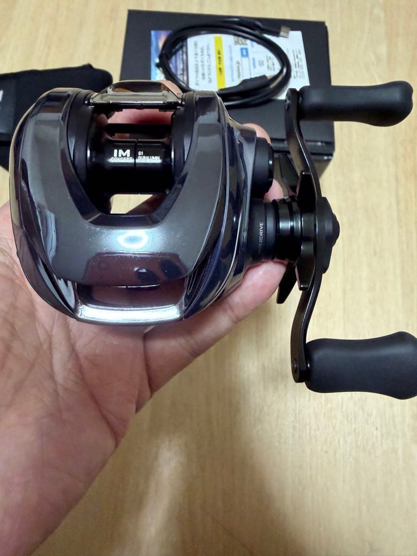 IMZ TW 100XHL-C ベイトリール