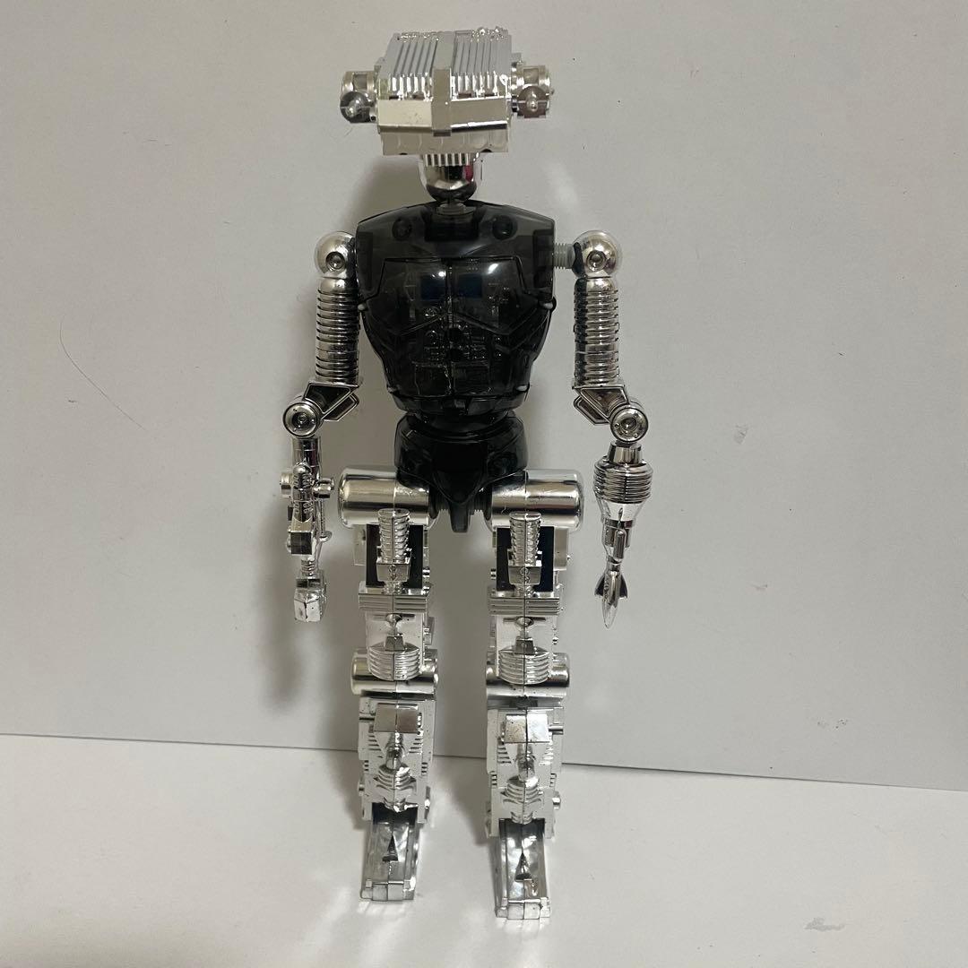変身サイボーグ ロボットA