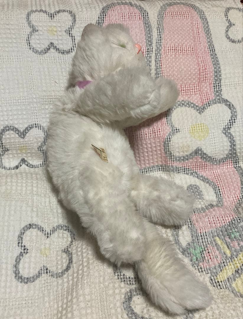 ぬいぐるみのサンケイトーイ　ペルシャ猫　ぬいぐるみ　中古品