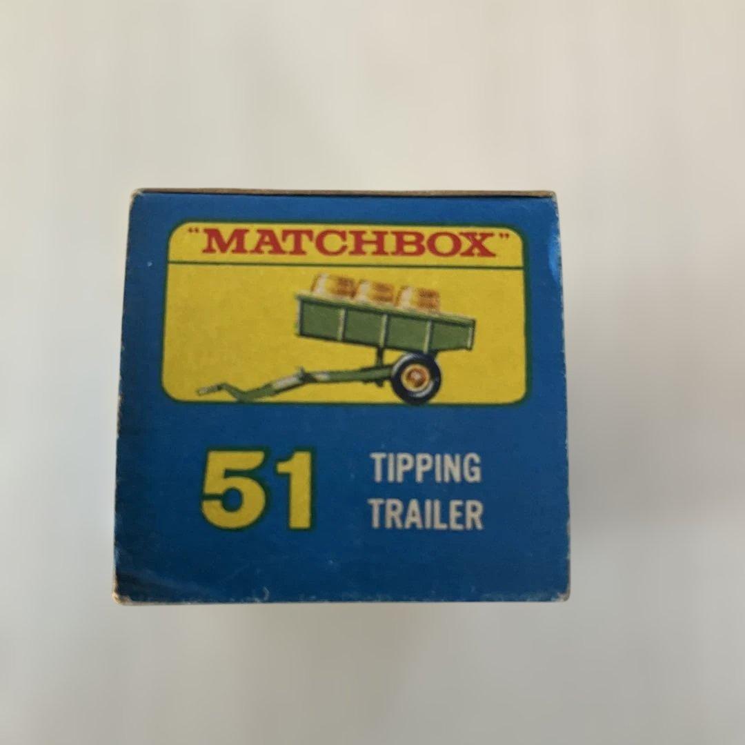ミニカー　マッチボックス　51 ティッピングトレーラー