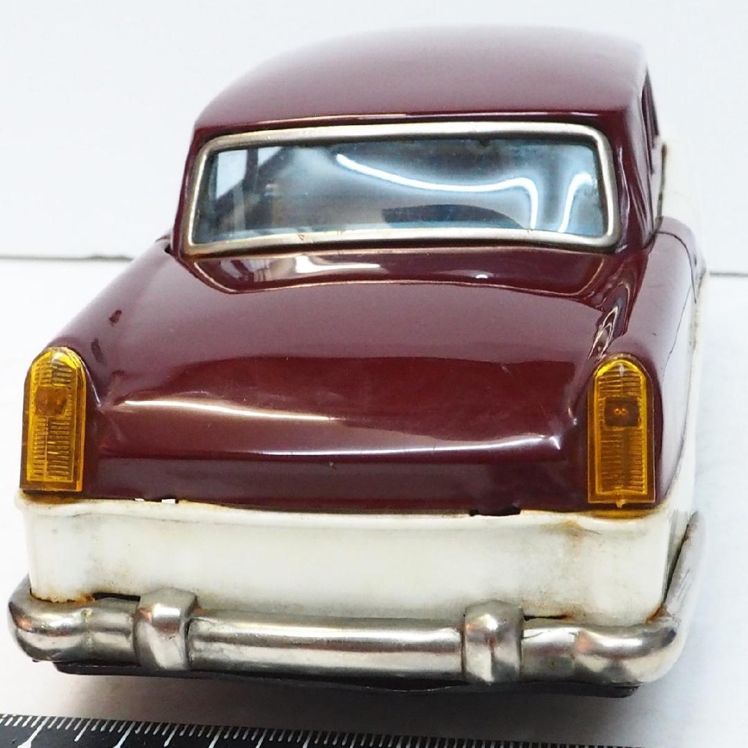 萬代屋【 MGマグネット マークⅢセダン白/茶】ブリキtin toy car箱無