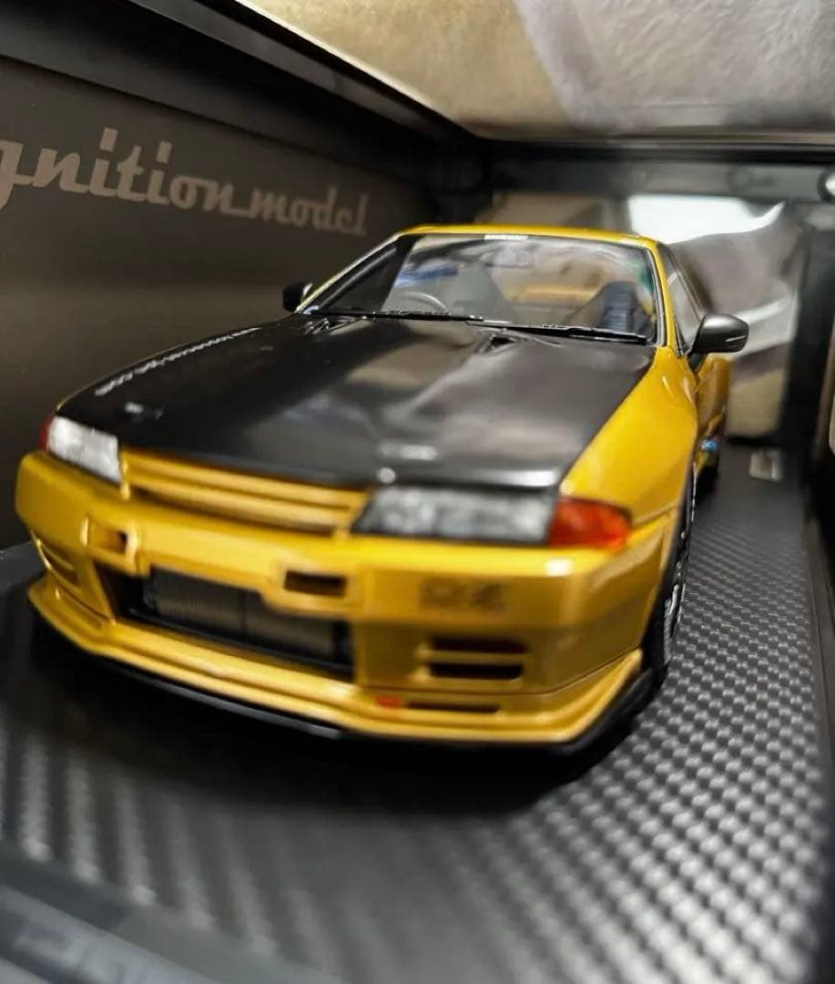 絶版希少 TOP SECRET GT-R (VR32) Gold