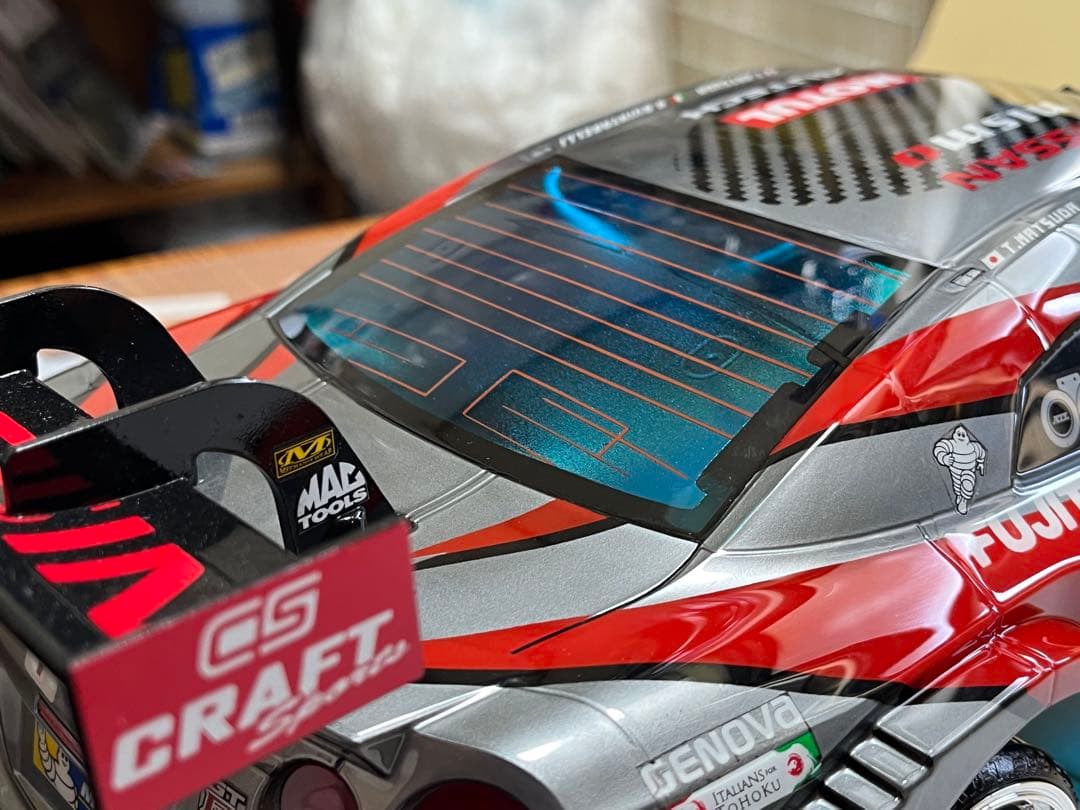 新品、未走行　タミヤ 1/10 MOTUL AUTECH GTRボディ