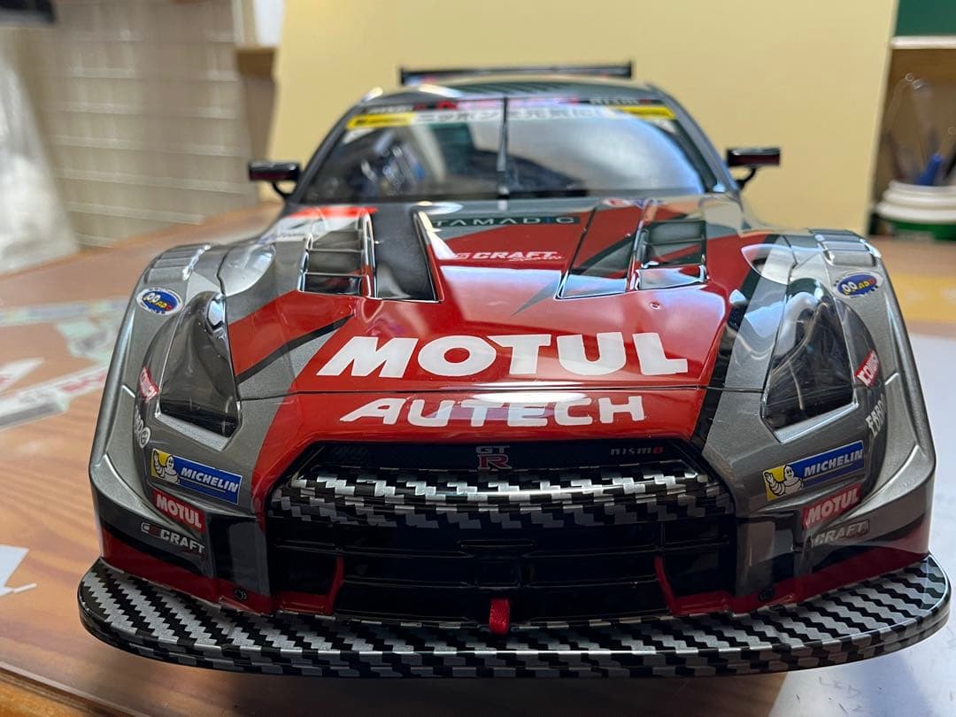 新品、未走行　タミヤ 1/10 MOTUL AUTECH GTRボディ
