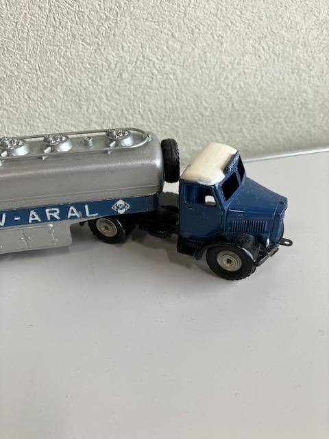 メルクリン　MAN BV-ARAL タンカー