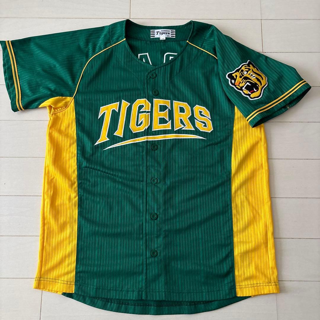 阪神タイガース　ウル虎の夏2016レプリカユニフォームＬ＆応援キャップ他セット