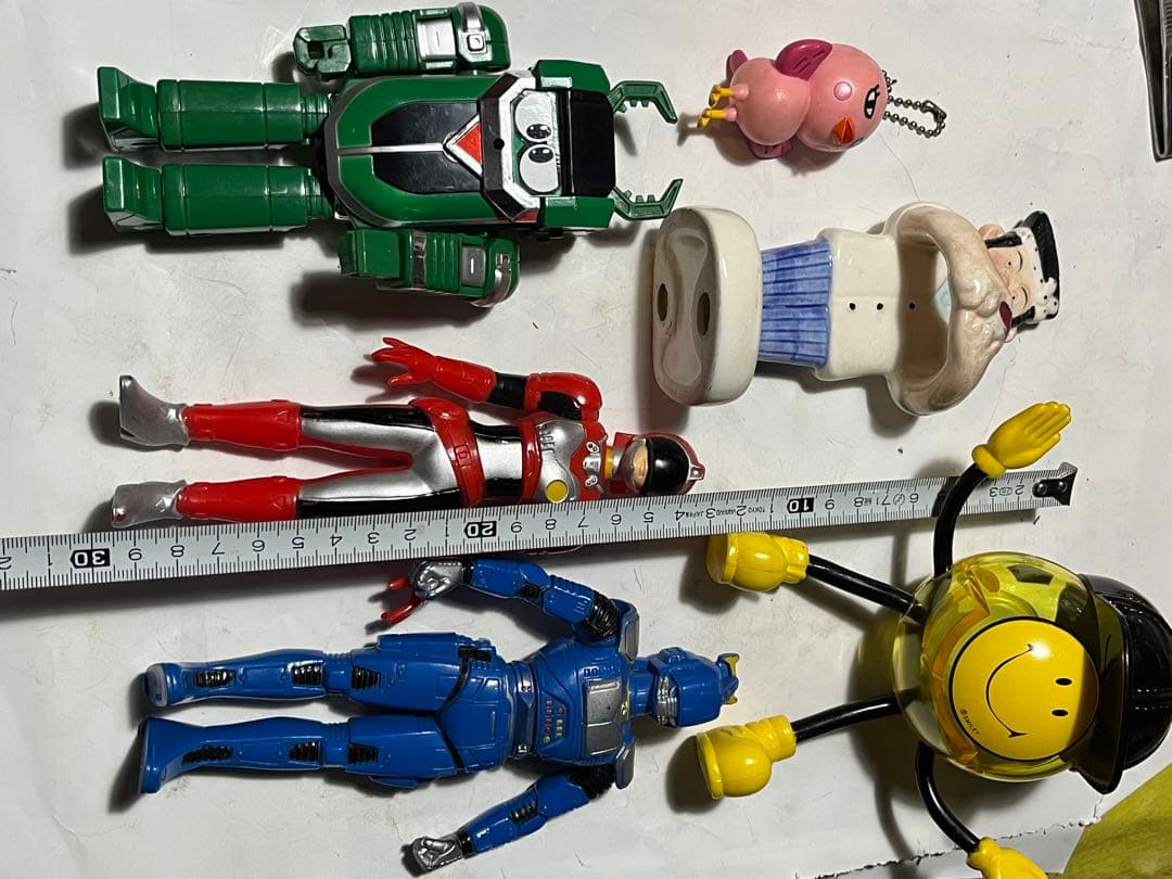 カブタック、クワジーロ、赤レンジャー、ロボコップなど全6点