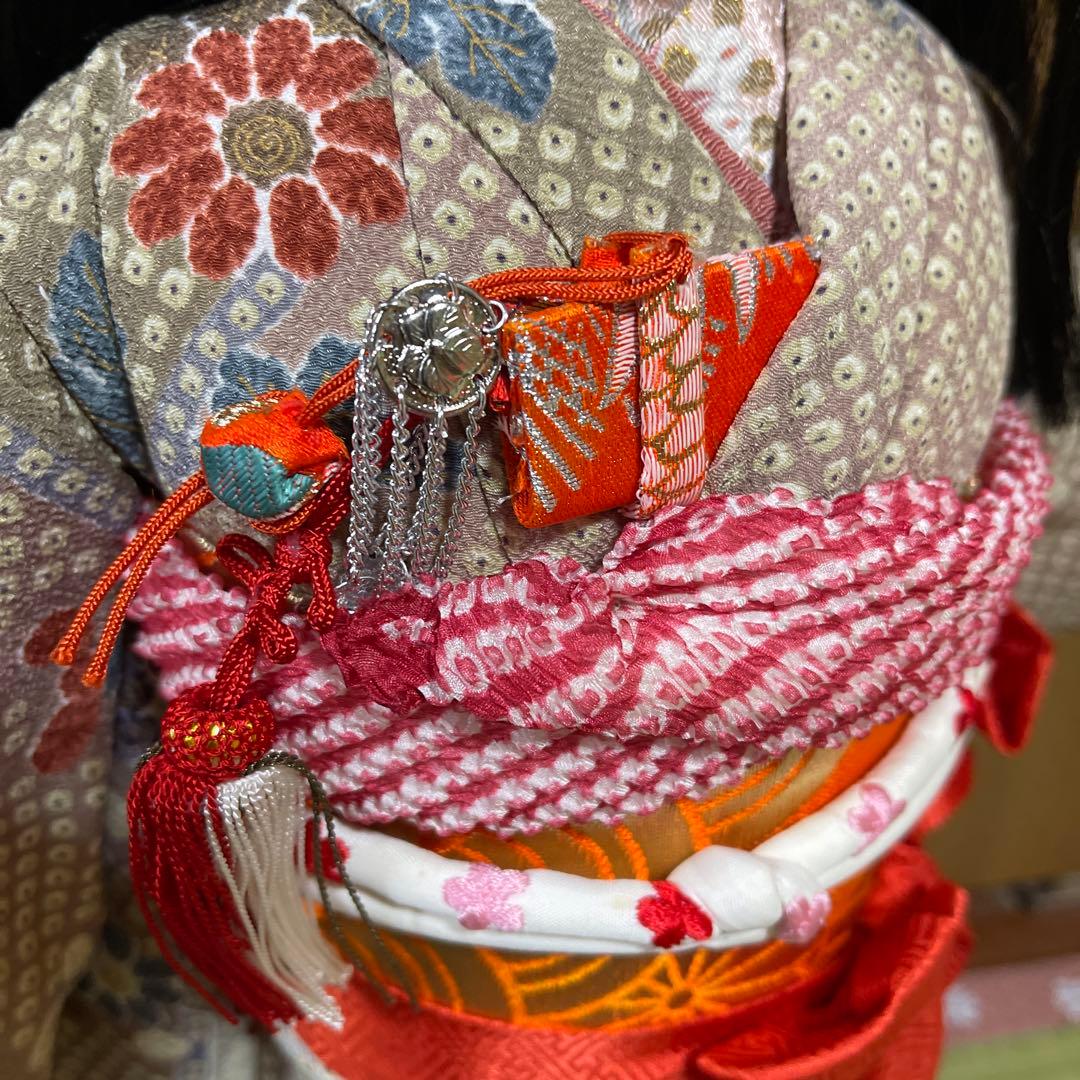 ほぼ新品⭐︎未使用　市松人形 女の子　お雛様　節句　多色花柄着物 日本伝統工芸品