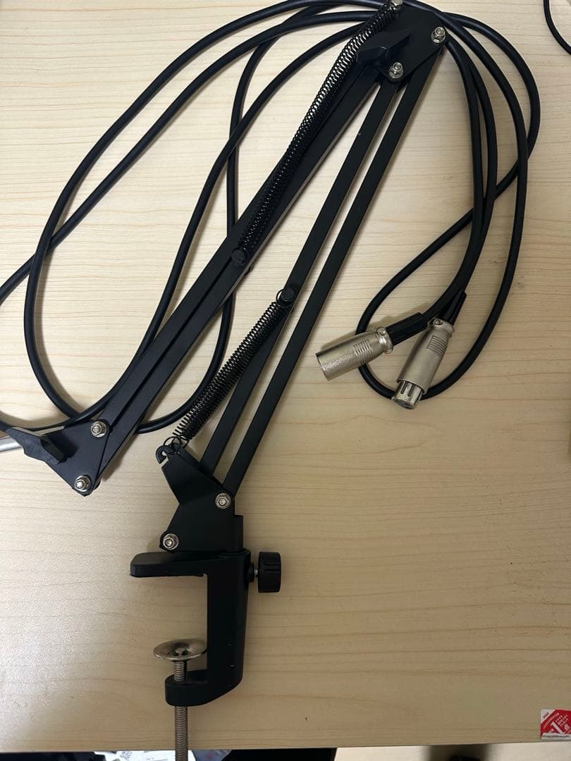 audio-technica AT2020 マイクスタンド&ケーブル付き！