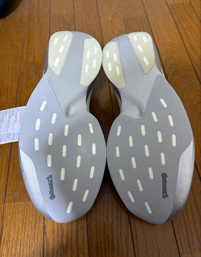 【新品正規品】早い者勝ち！大特価！アディゼロEVO SL 27.0cm