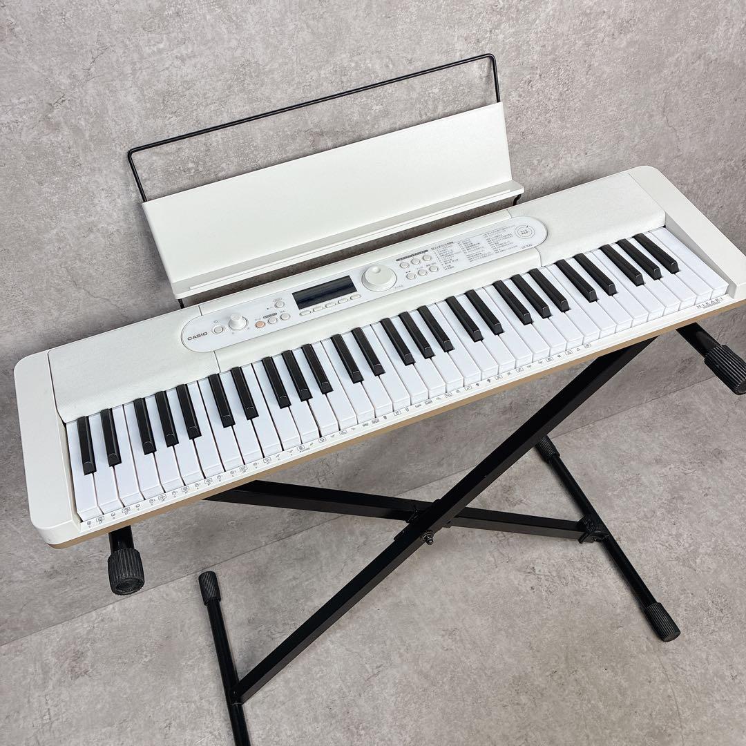 【美品】CASIO カシオ 電子ピアノ 光ナビゲーションキーボード LK-526