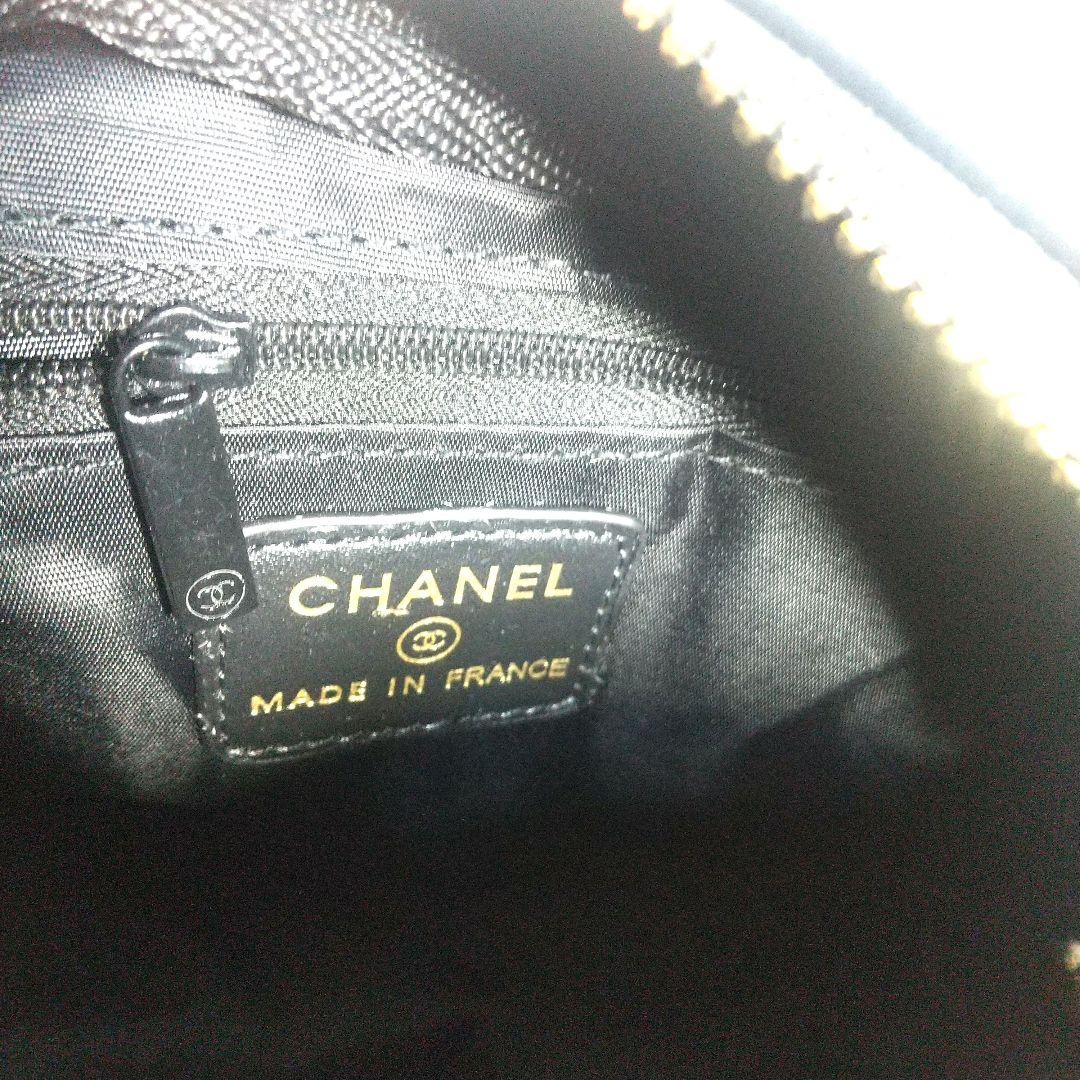 mocoCHANEL新品未使用 ブラックショルダーバッグチャームノベルティ