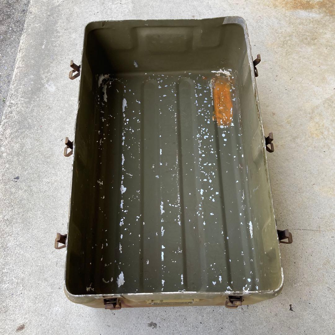 米軍　アルミコンテナ