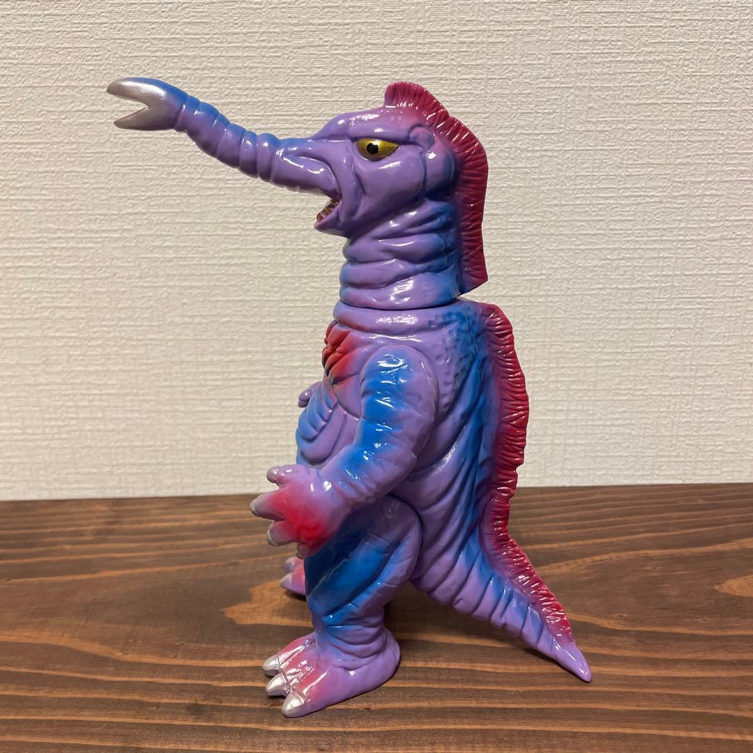 ブルマァク　サータン　ソフビ