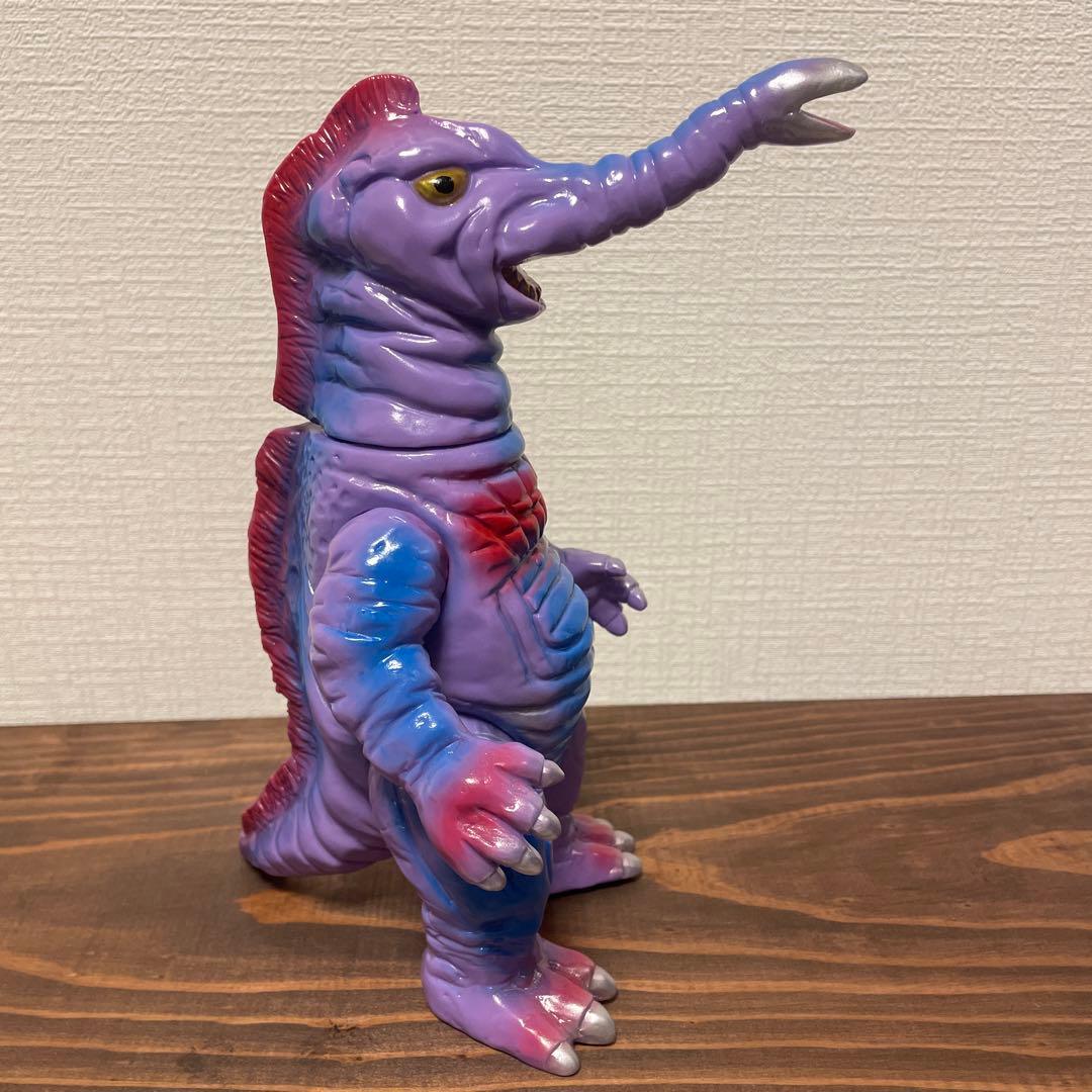 ブルマァク　サータン　ソフビ