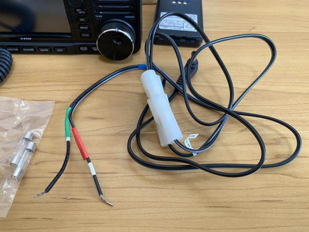 ICOM IC-705 HF/50/144/430MHz アイコム 無線機