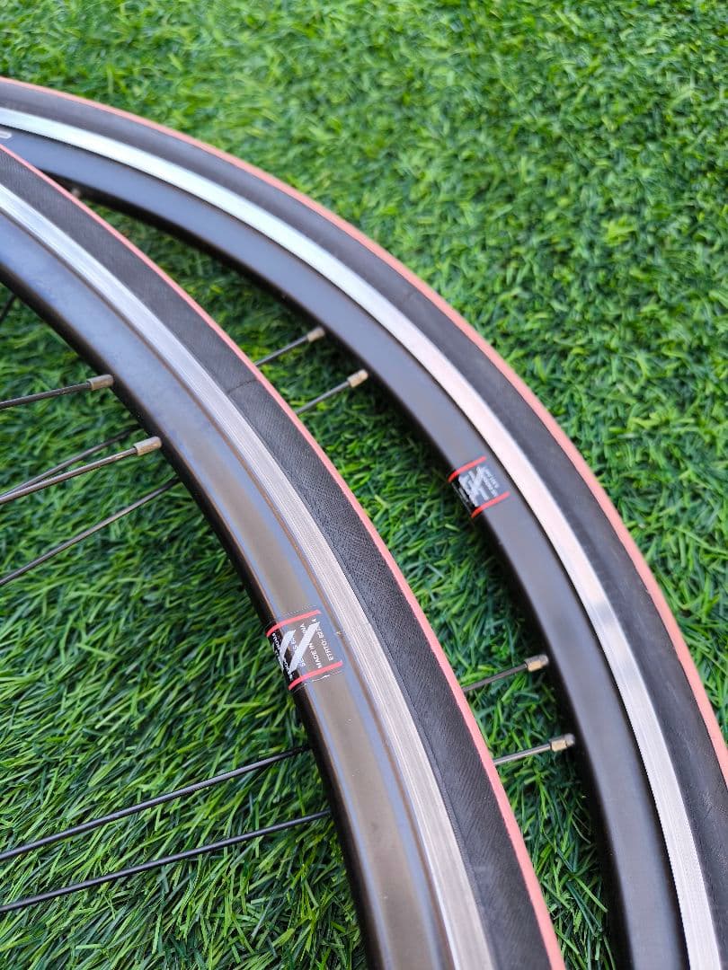 Bontrager SSR ホイールセット Panaracerタイヤ付