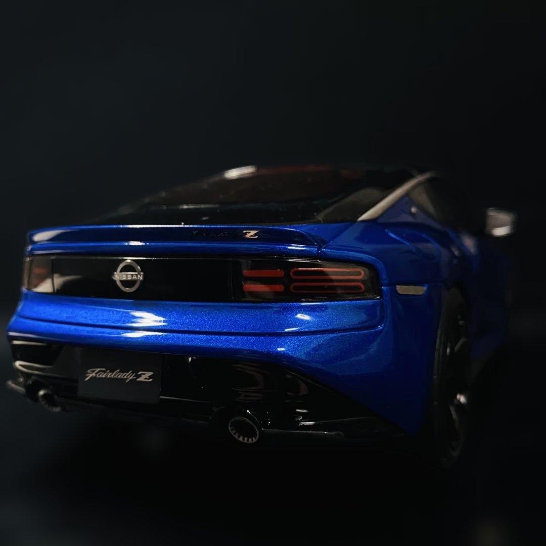 GT SPIRIT 1/18 ニッサン フェアレディZ ブルーメタリック