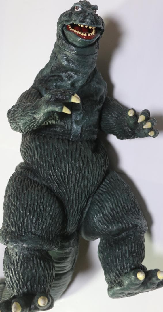 ゴジラ（１９６２年キンゴジ版）フィギャー　全高：約２７㎝　完成品　中古品