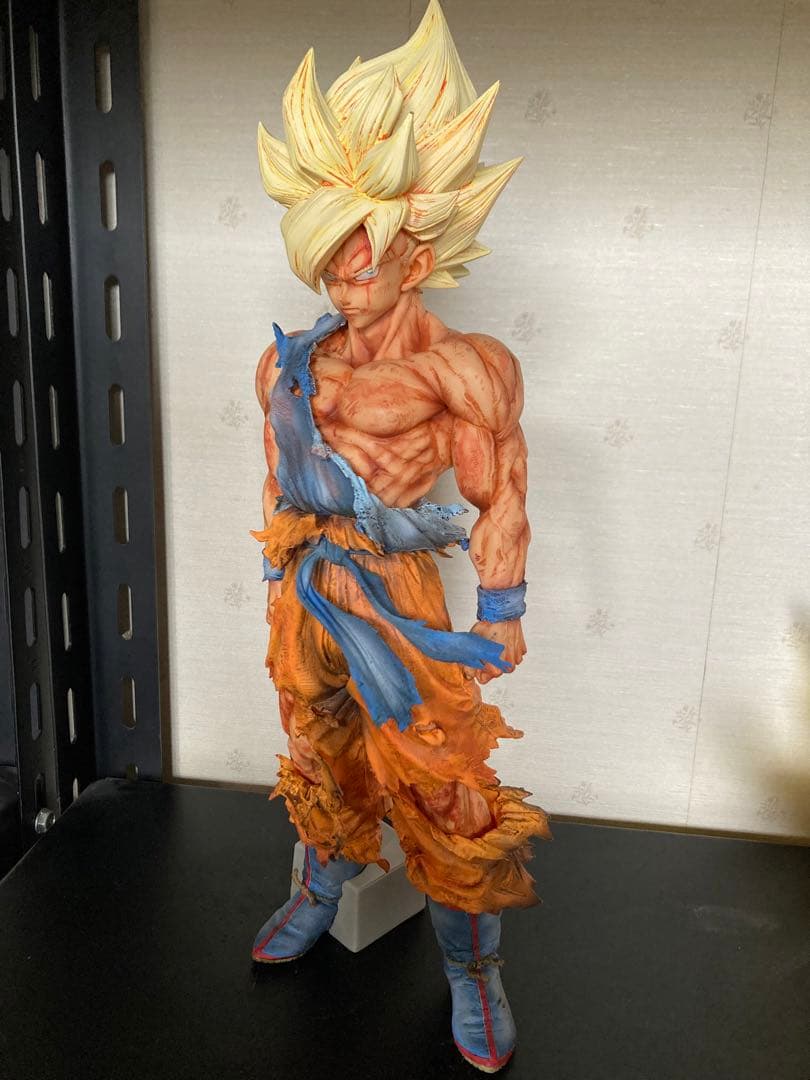 ドラゴンボール　フィギュア　悟空　スーパーサイヤ人