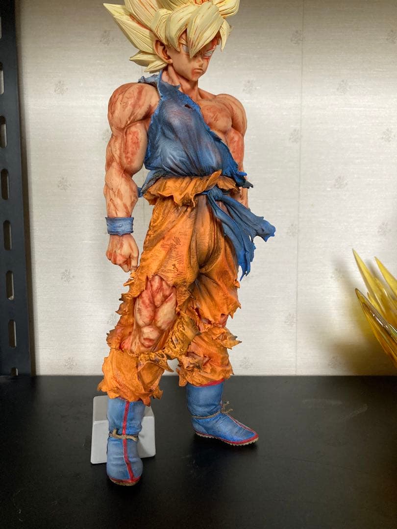 ドラゴンボール　フィギュア　悟空　スーパーサイヤ人