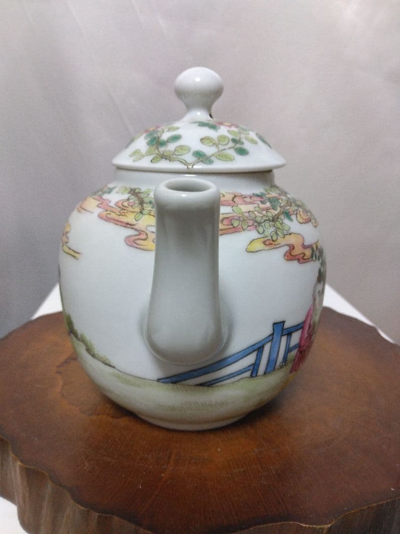 中国美術琺瑯彩水注