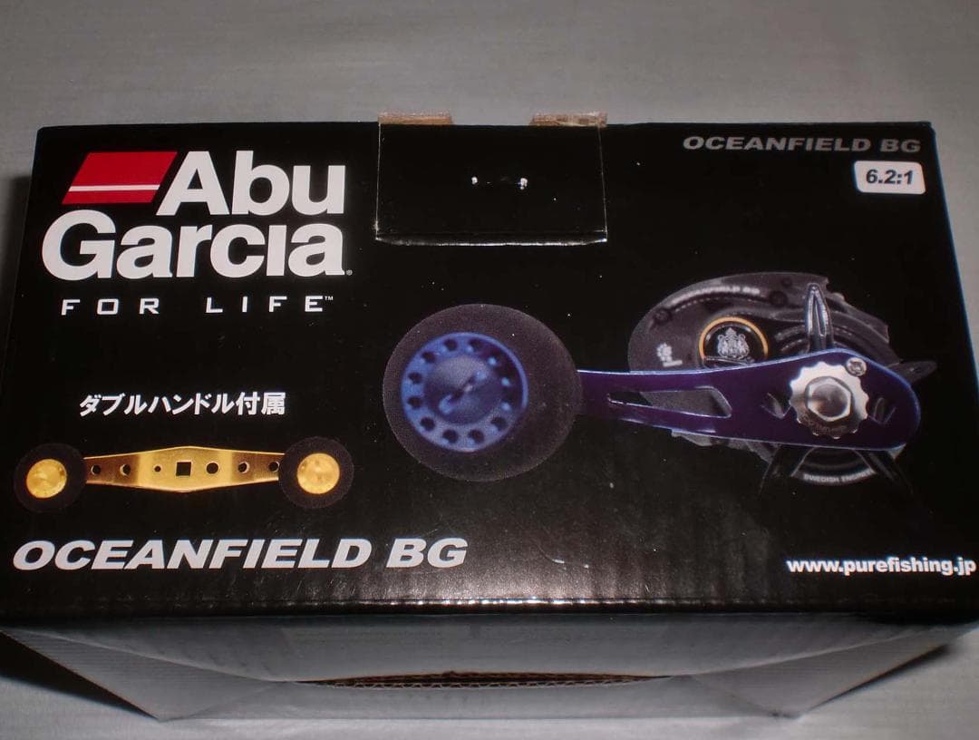 Ａｂｕ　オーシャンフィールドＢＧ［右巻］スペアハンドル付　新品（※箱折り目有り）
