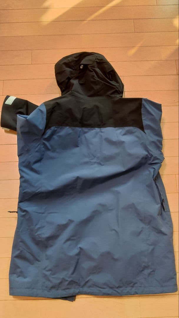 AK　ジャケット　GORE-TEX　紺